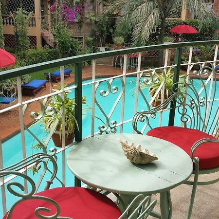 Woodmere Grand Hotel & Serviced Apartments ไนโรบี ภายนอก รูปภาพ