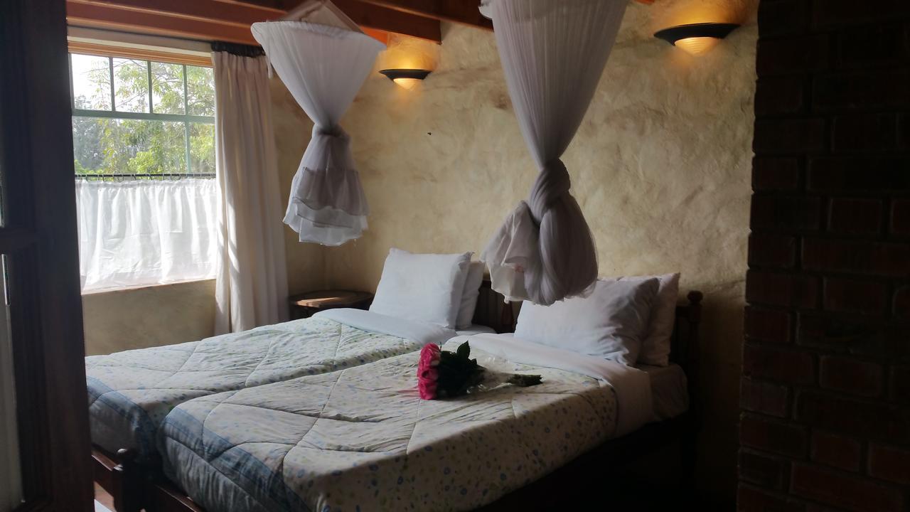 Woodmere Grand Hotel & Serviced Apartments ไนโรบี ภายนอก รูปภาพ