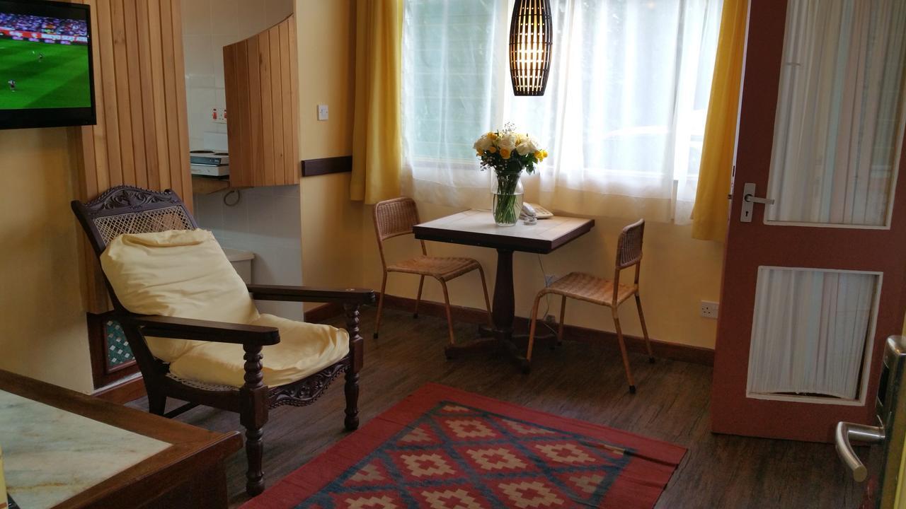 Woodmere Grand Hotel & Serviced Apartments ไนโรบี ภายนอก รูปภาพ